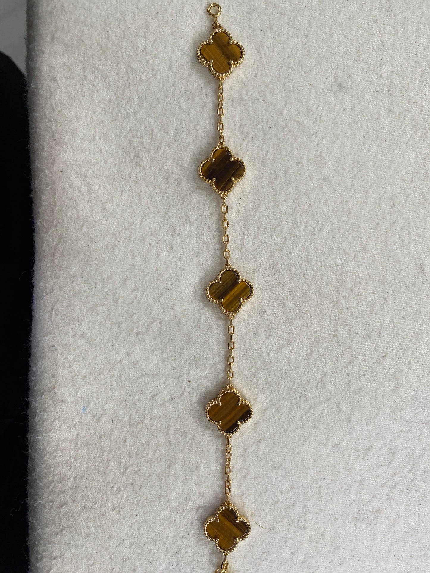 G004 clover bracelet
