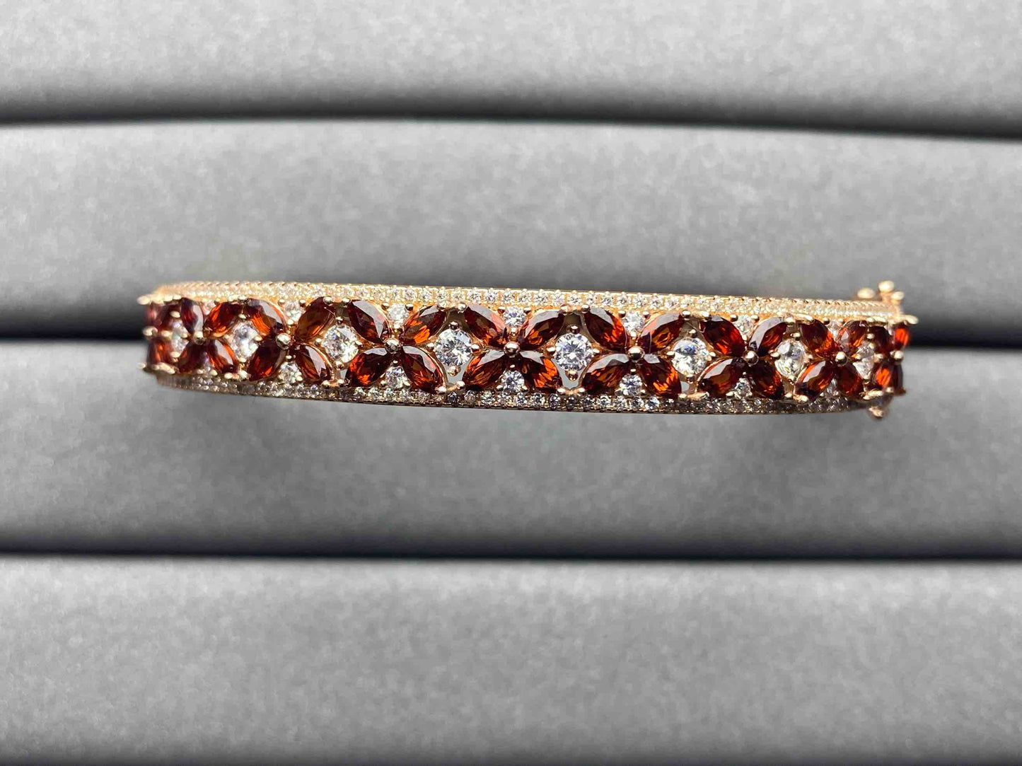 5218 Garnet Bangle