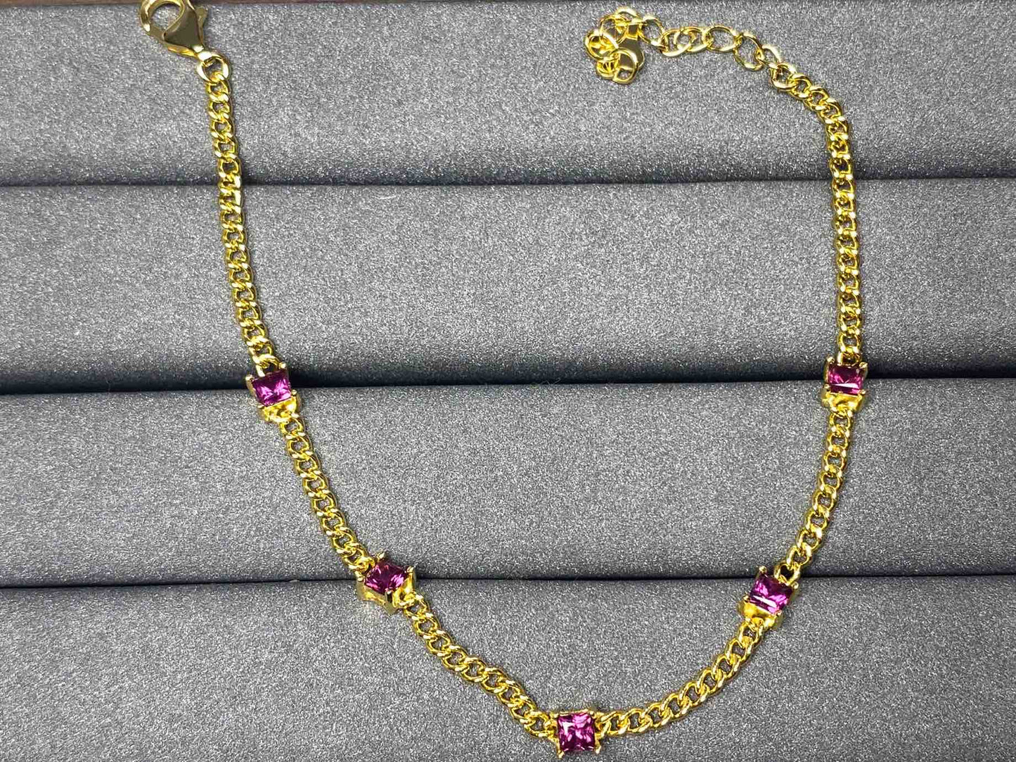 5246 Garnet Bracelet