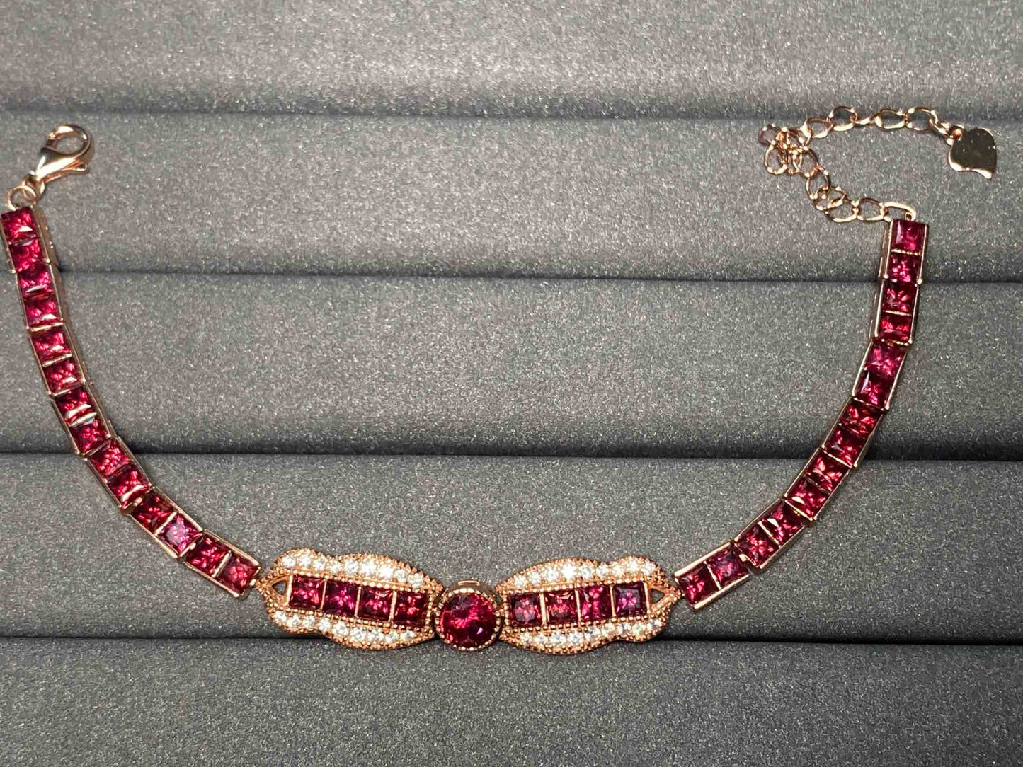 5259 Garnet Bracelet
