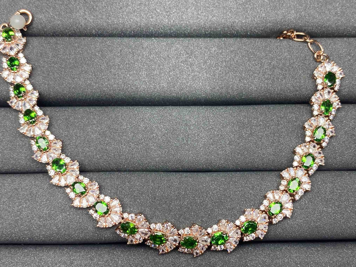 5371 Tsavorite Bracelet