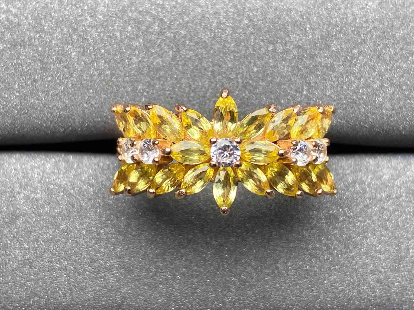 5426 Sapphire Ring