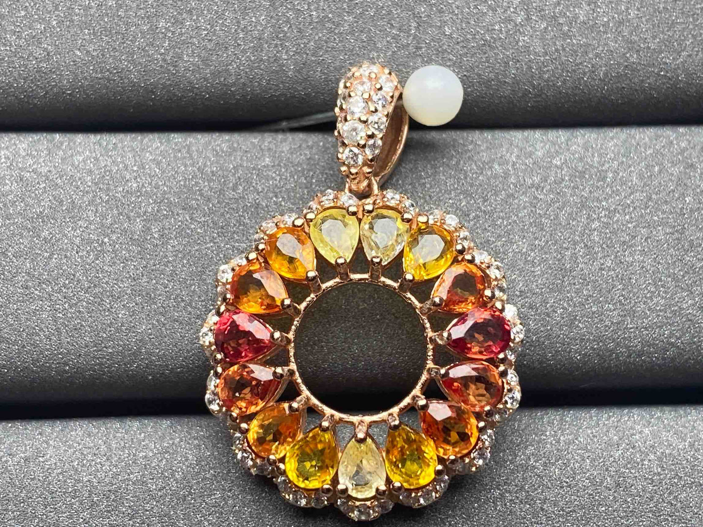 5439 Sapphire Pendant
