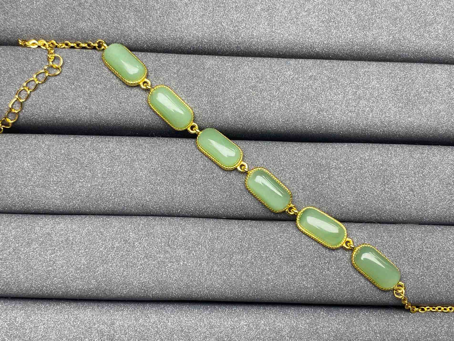 5619 He tian jade Bracelet