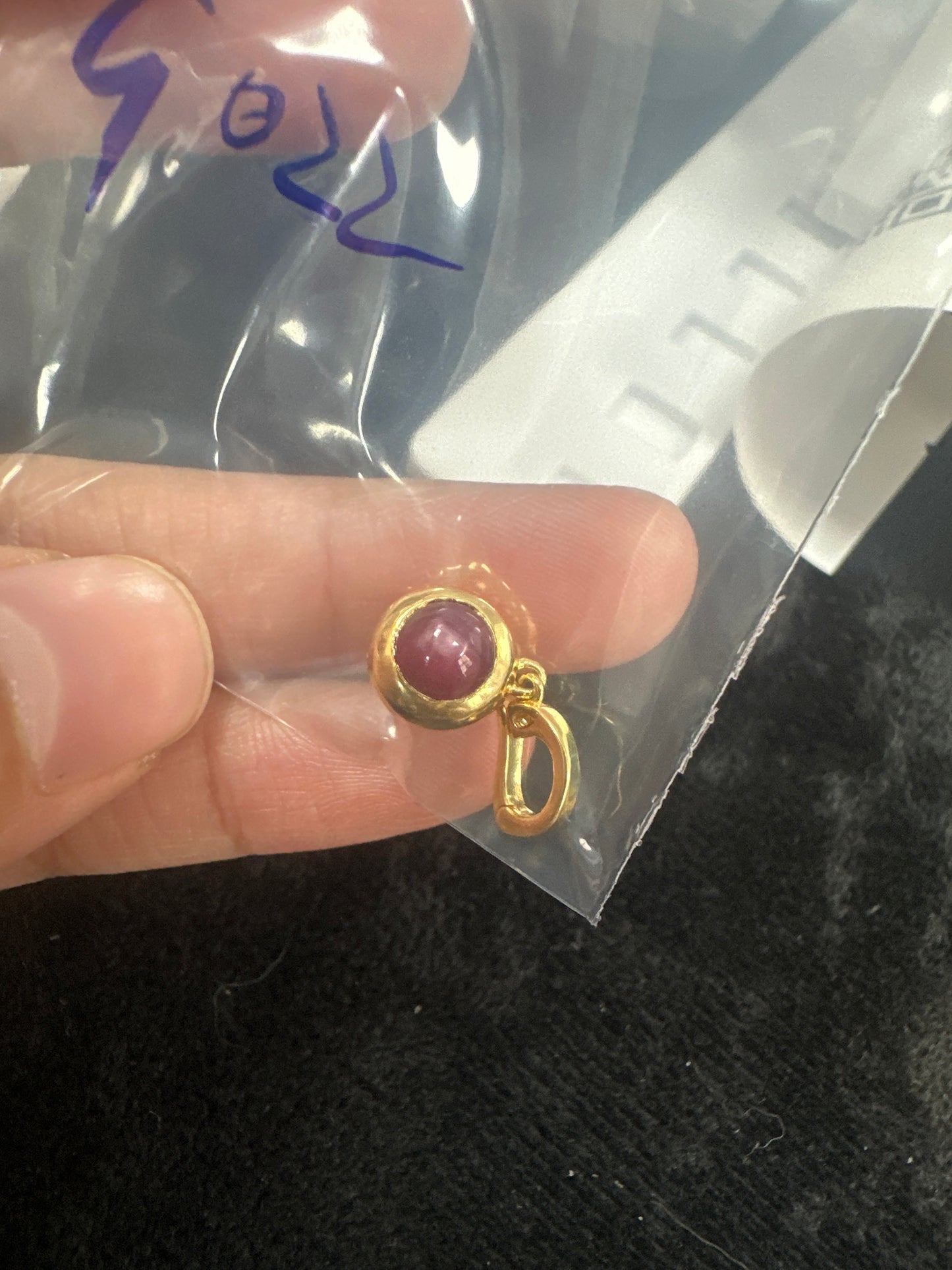 G022 Cassie Nang sample