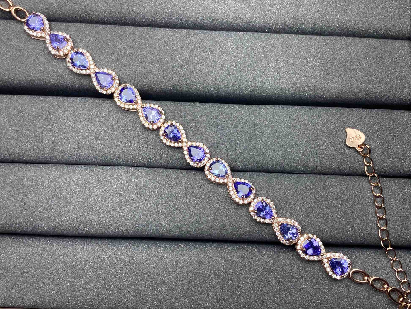 6020 Tanzanite Bracelet