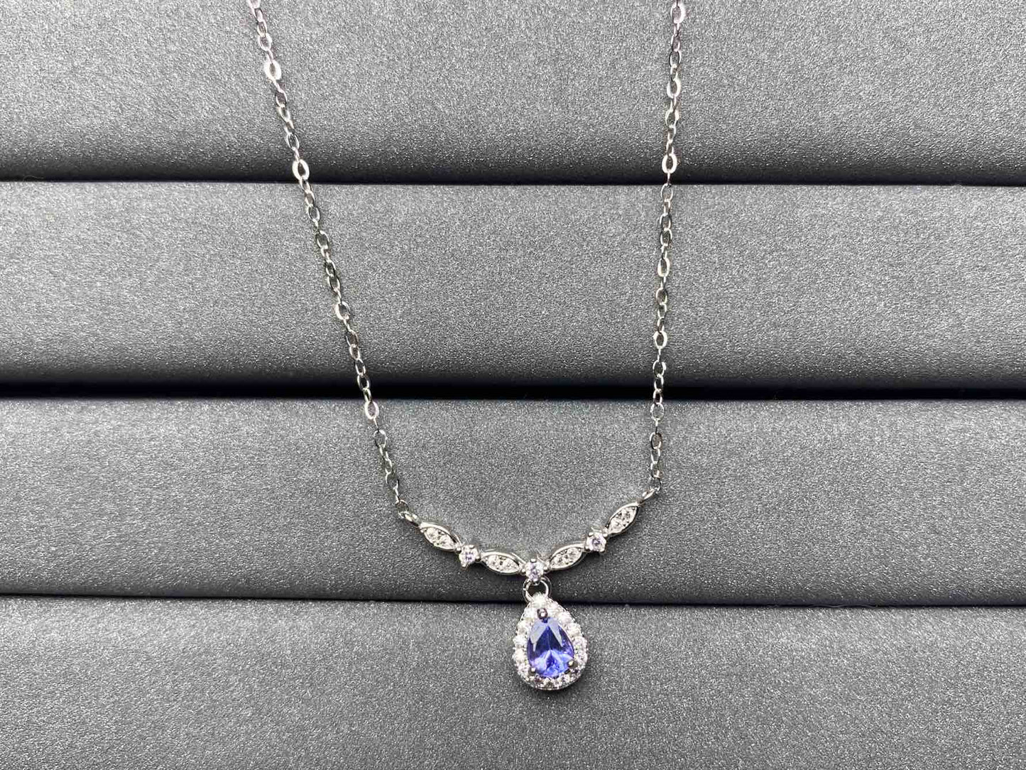 6029 Tanzanite Necklace