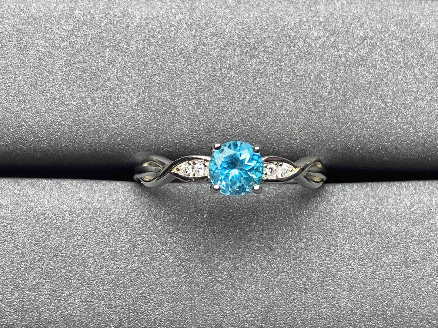 6053 Apatite Ring