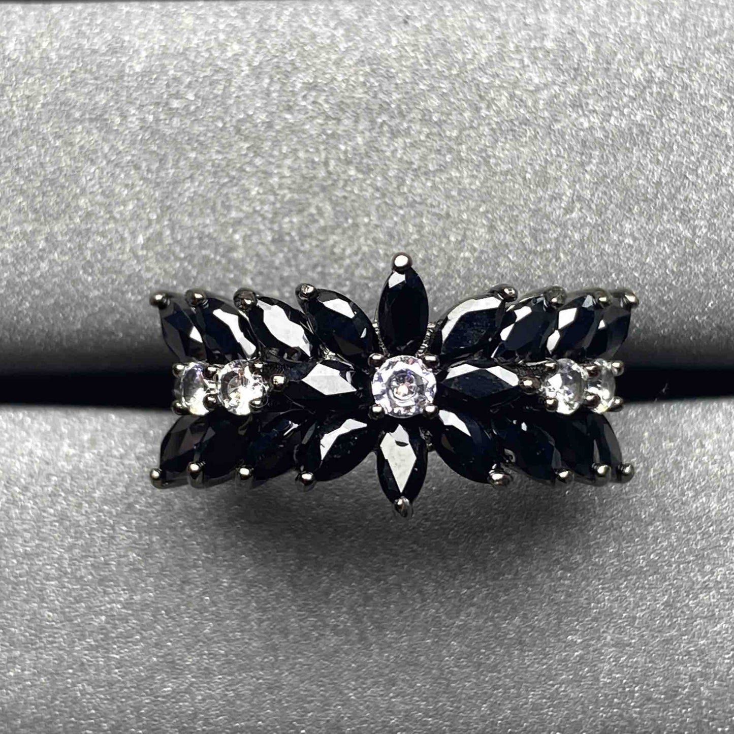 0007 Buda Ring - Exclusive Design From Wave