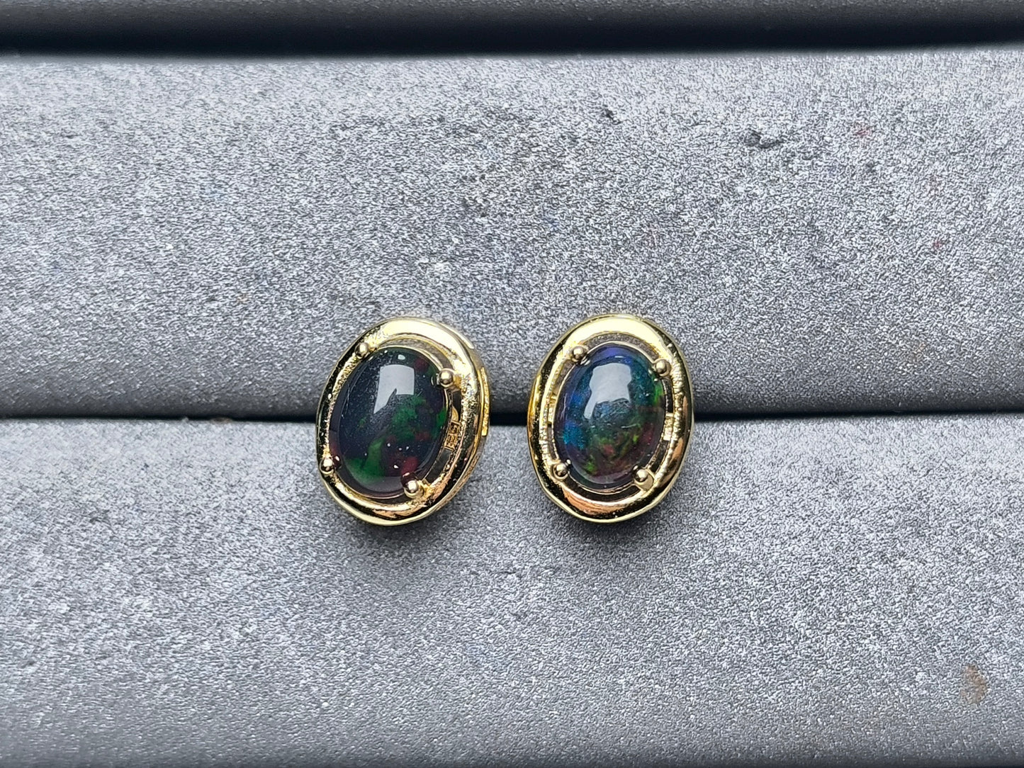 A10112 Opal Earrings