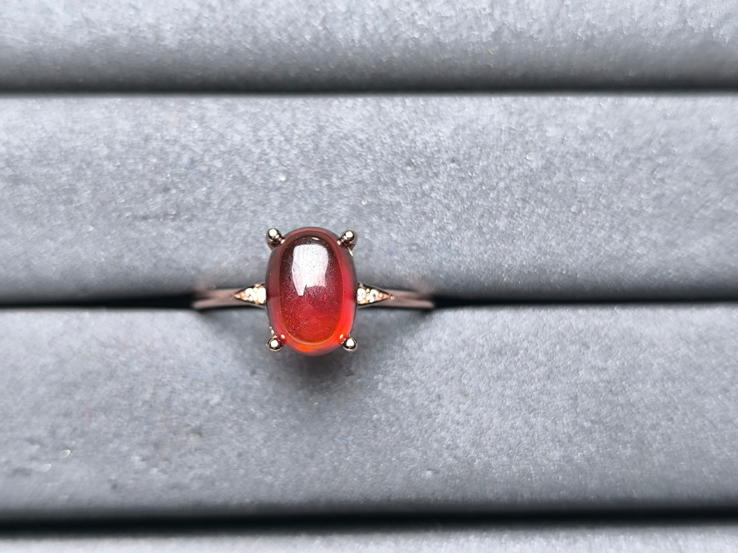 A10127 Garnet Ring