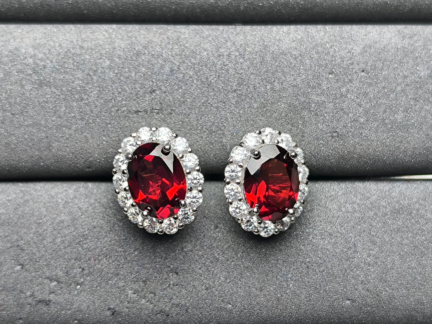 A10148 Garnet Earrings