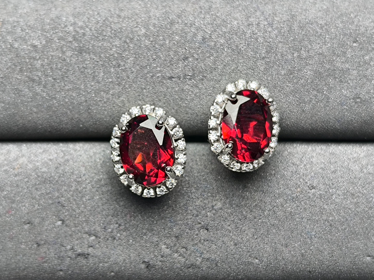 A10163 Garnet Earrings