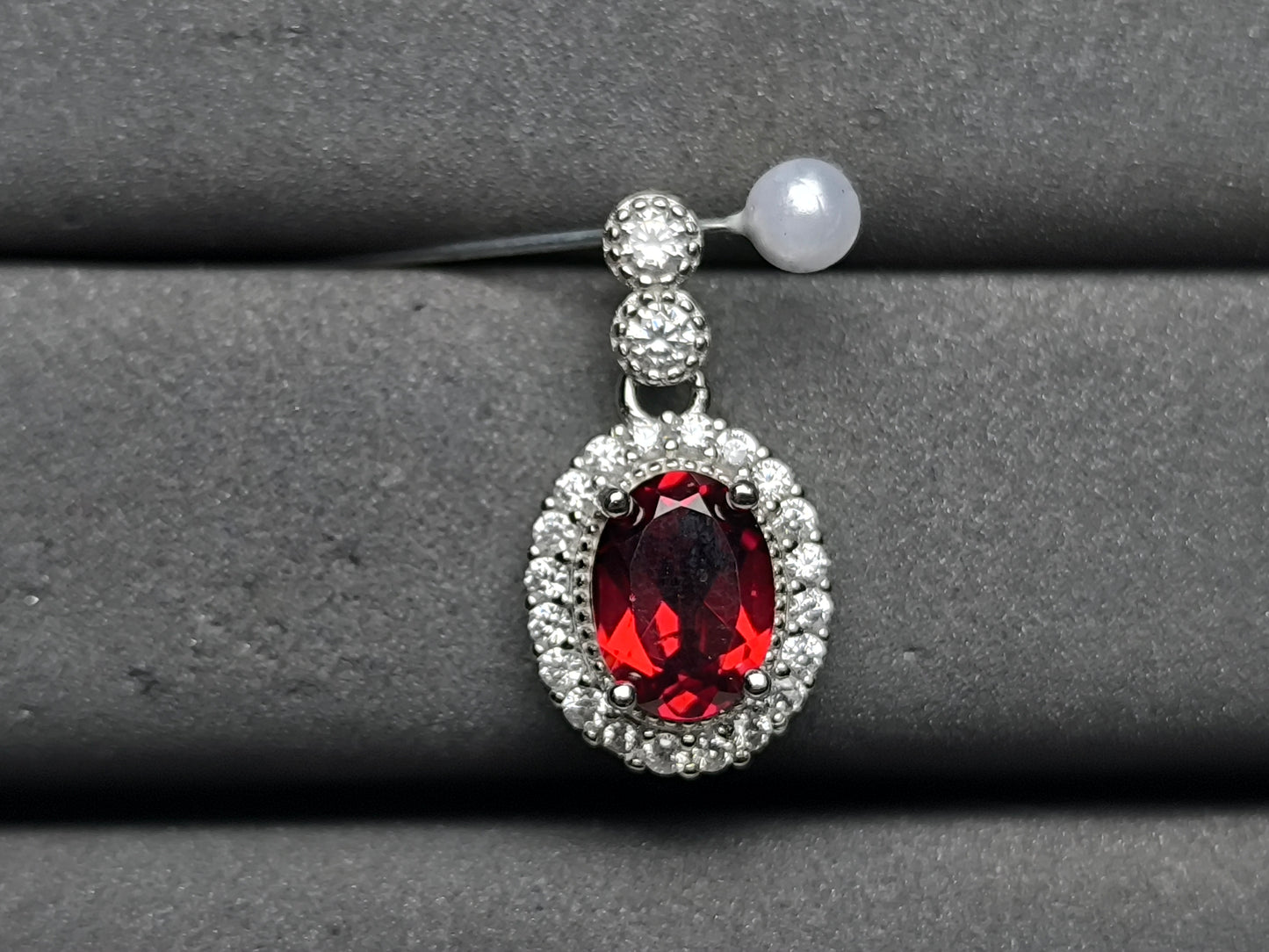 A10174 Garnet Pendant