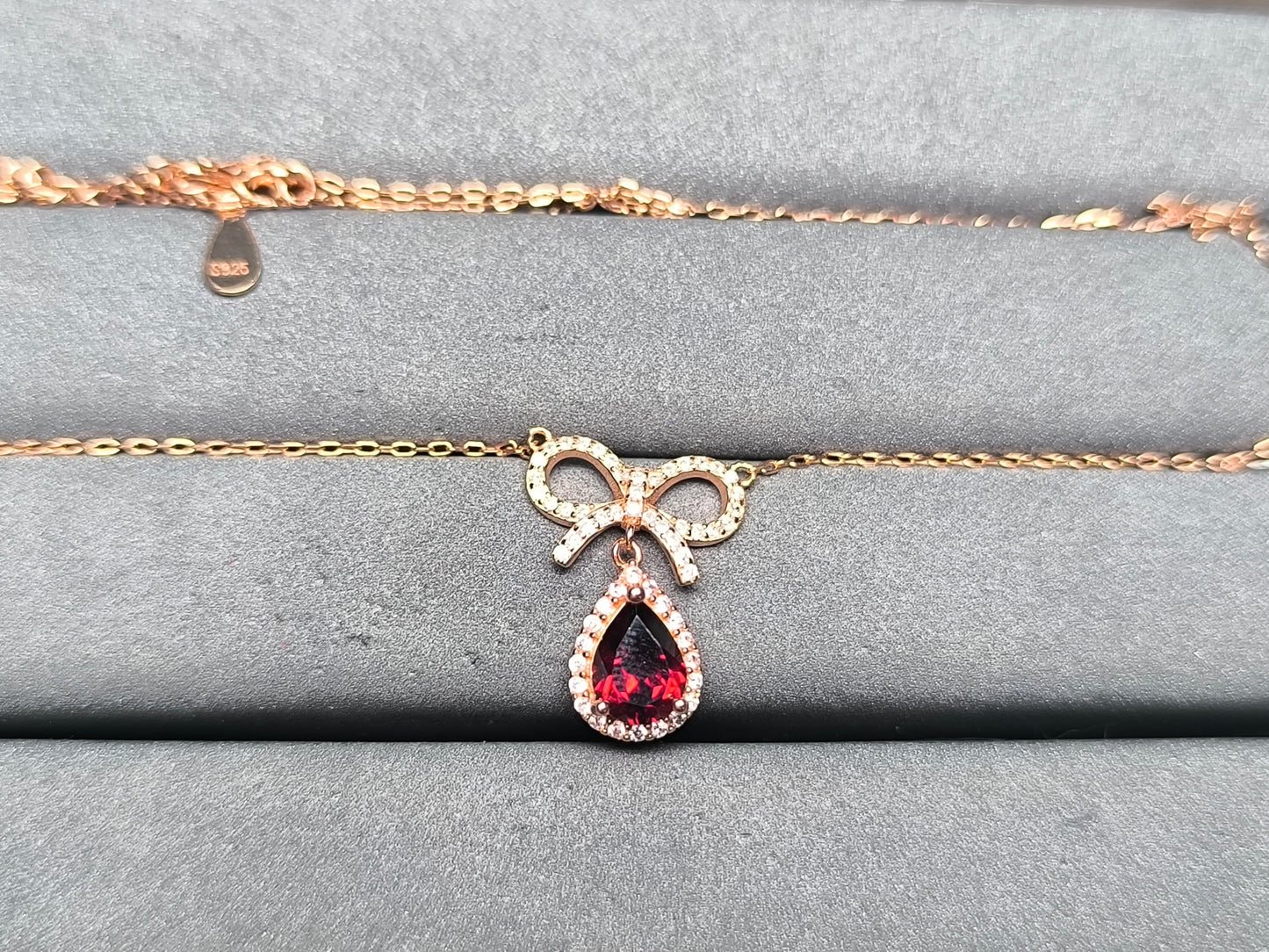 A10182 Garnet Necklace