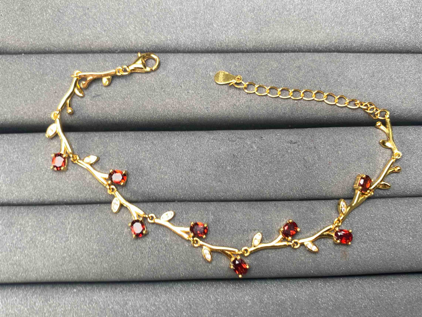 A10351 Garnet Bracelet