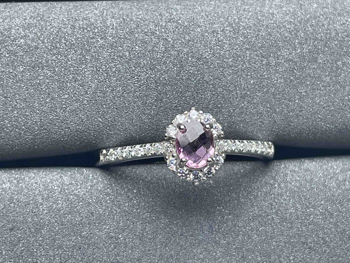 A1047 Pink Sapphire Ring