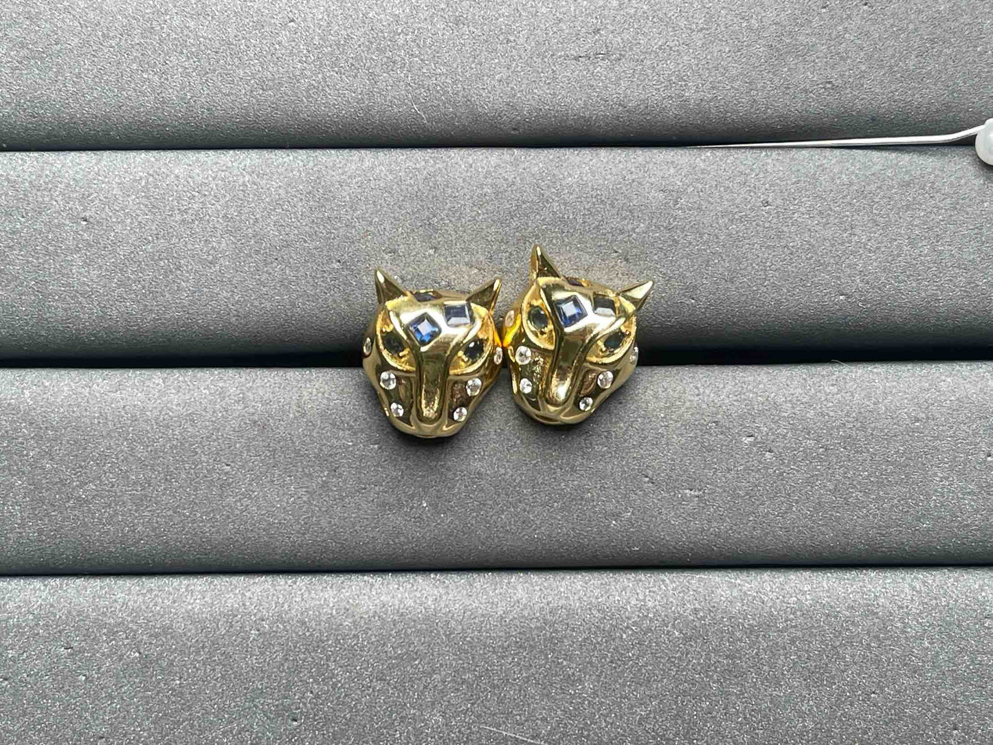 A10586 Sapphire Earrings