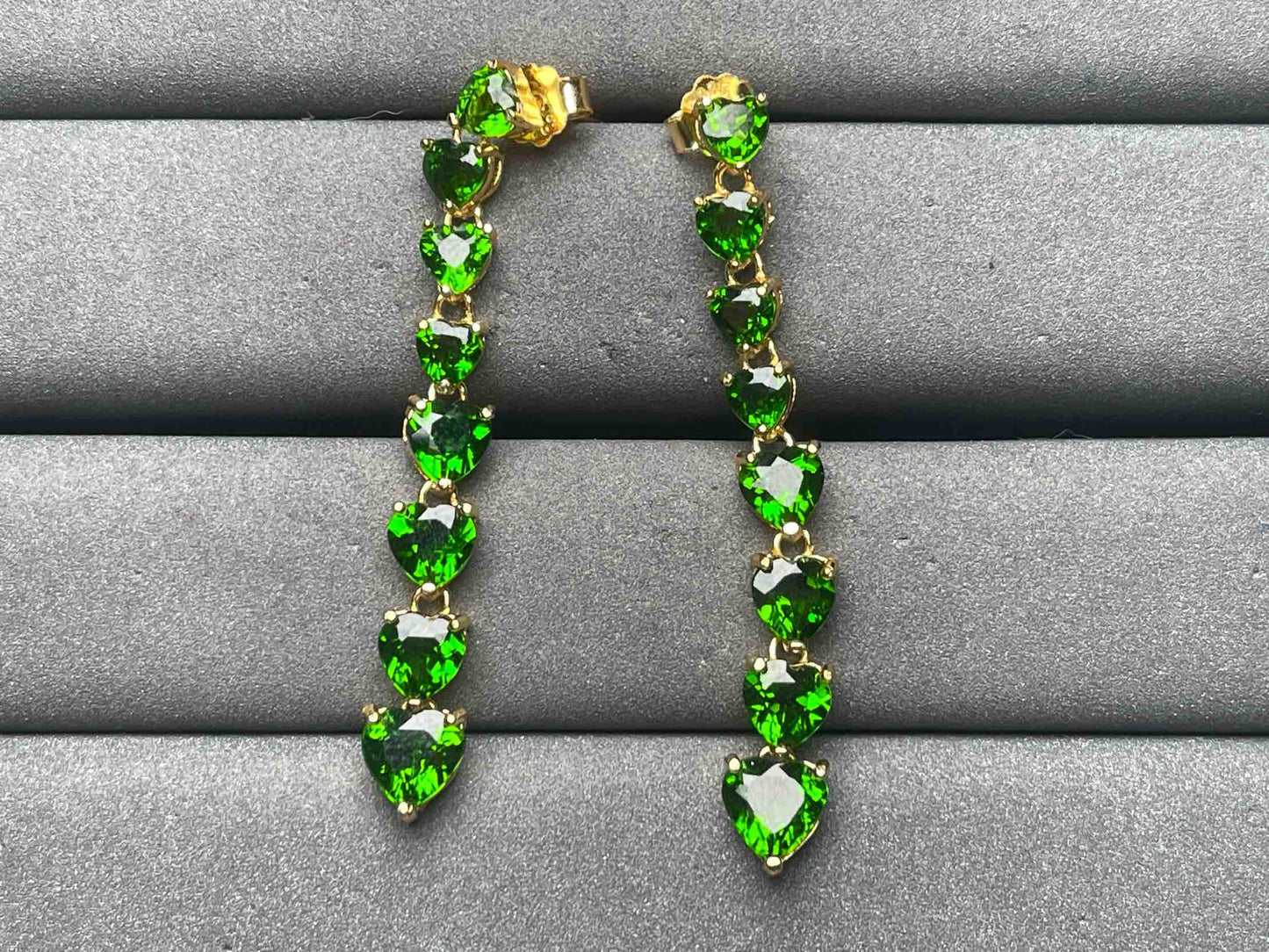 A10610 Diopside Earrings