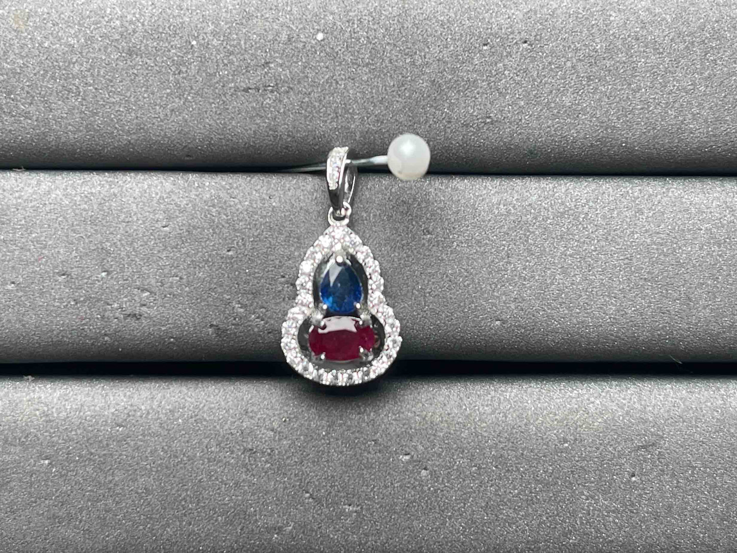 A10651 Ruby Pendant