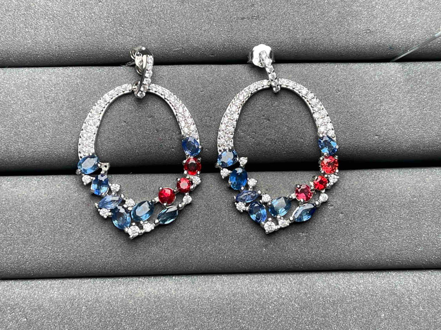 A10693 Garnet Earrings