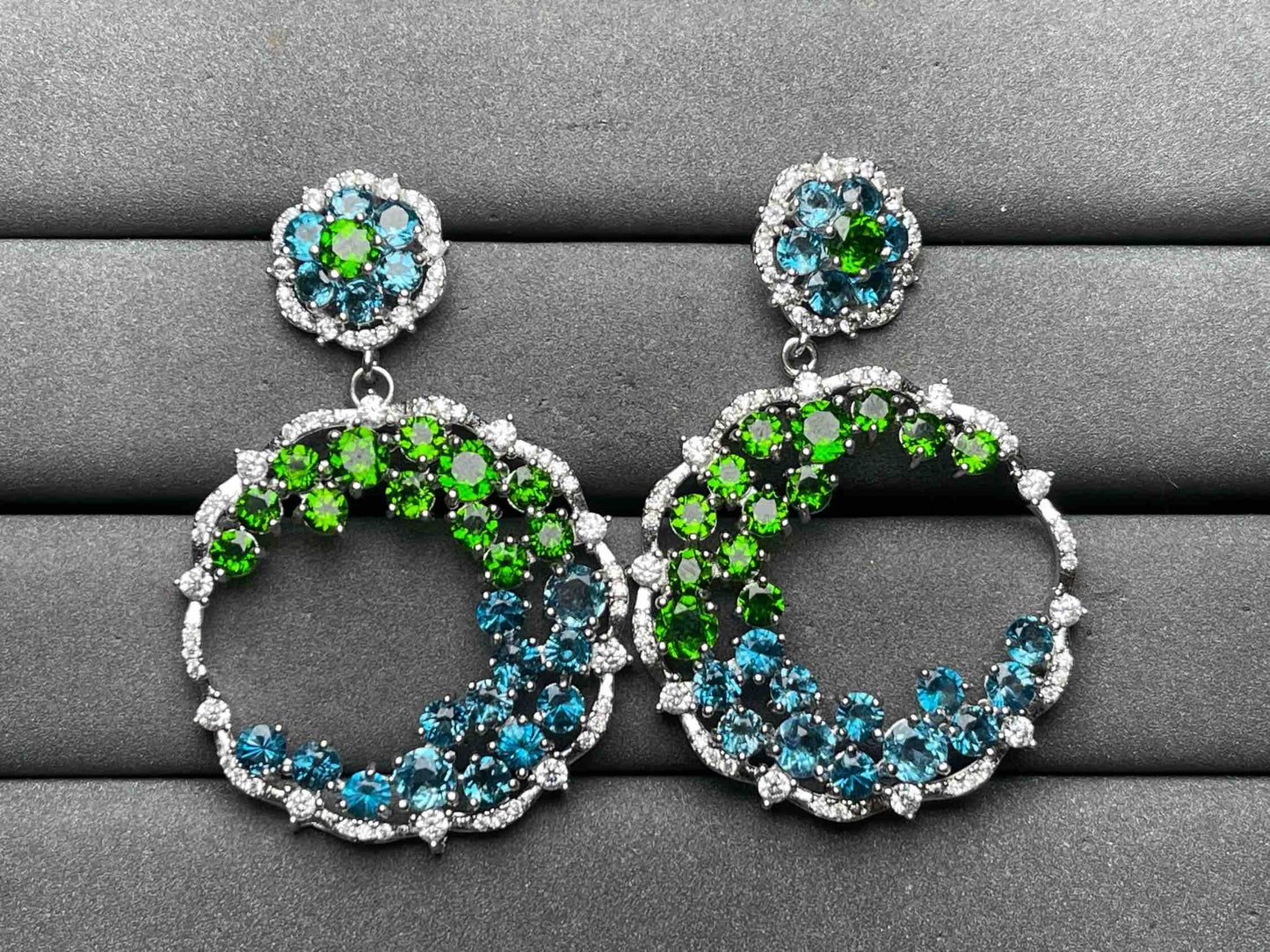 A10698 Diopside Earrings