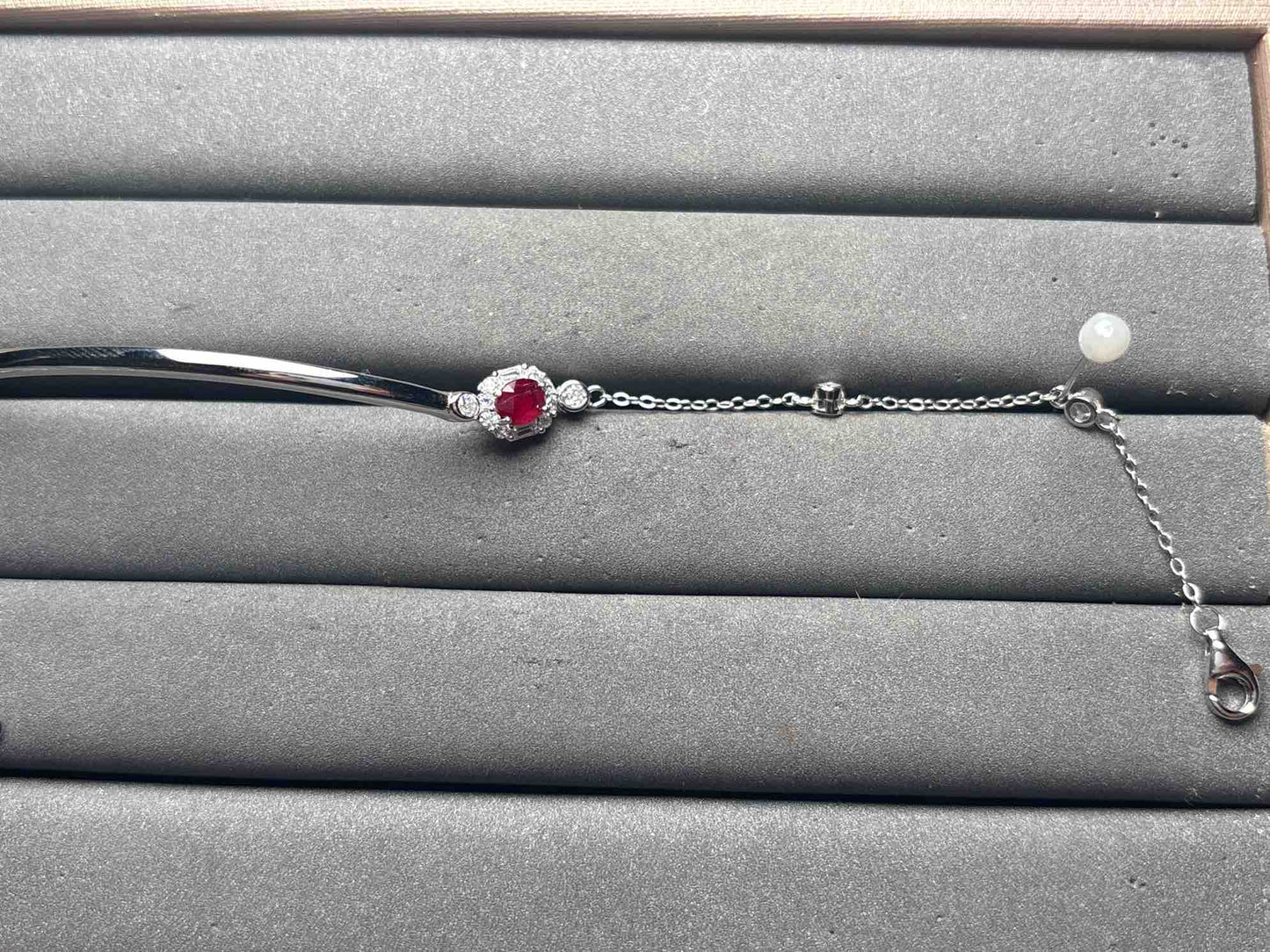 A11078 Ruby Bangle