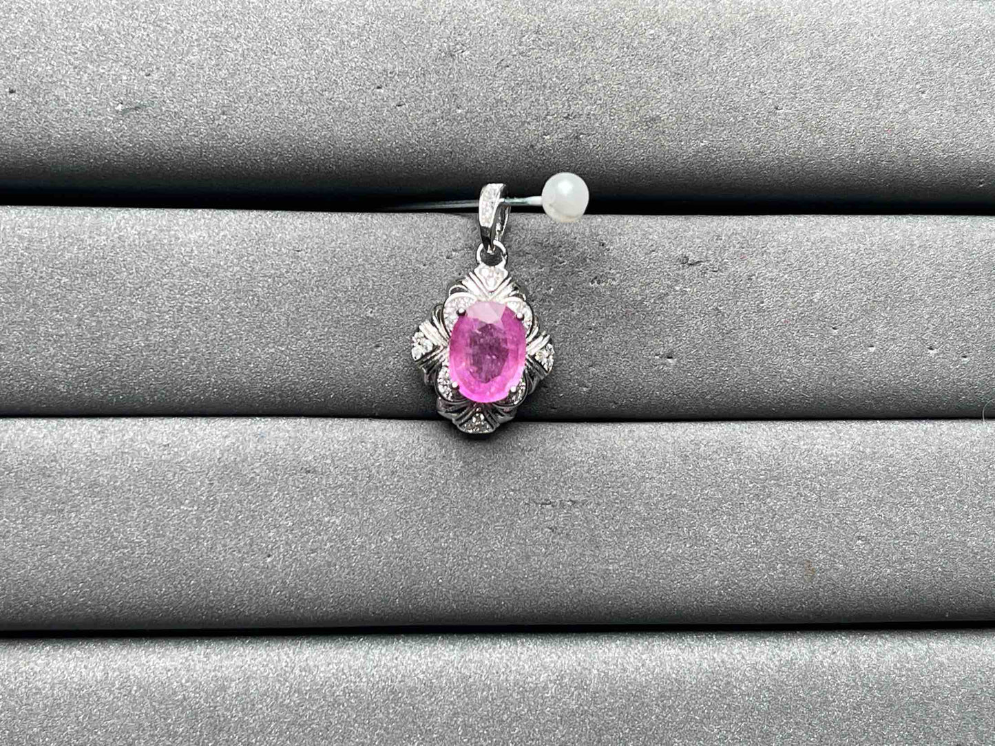 A11181 Pink Sapphire Pendant