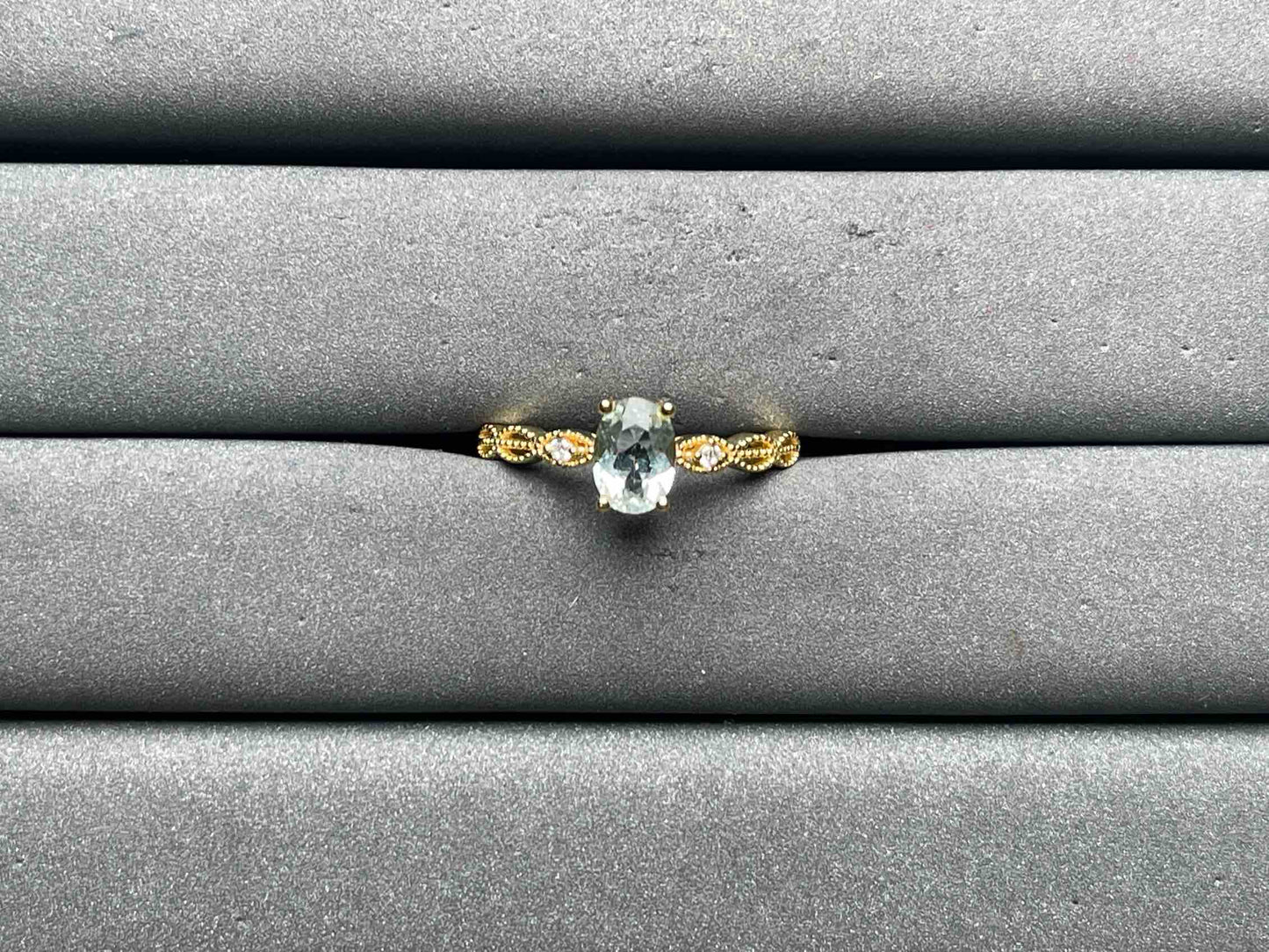 A11218 Aquamarine Ring