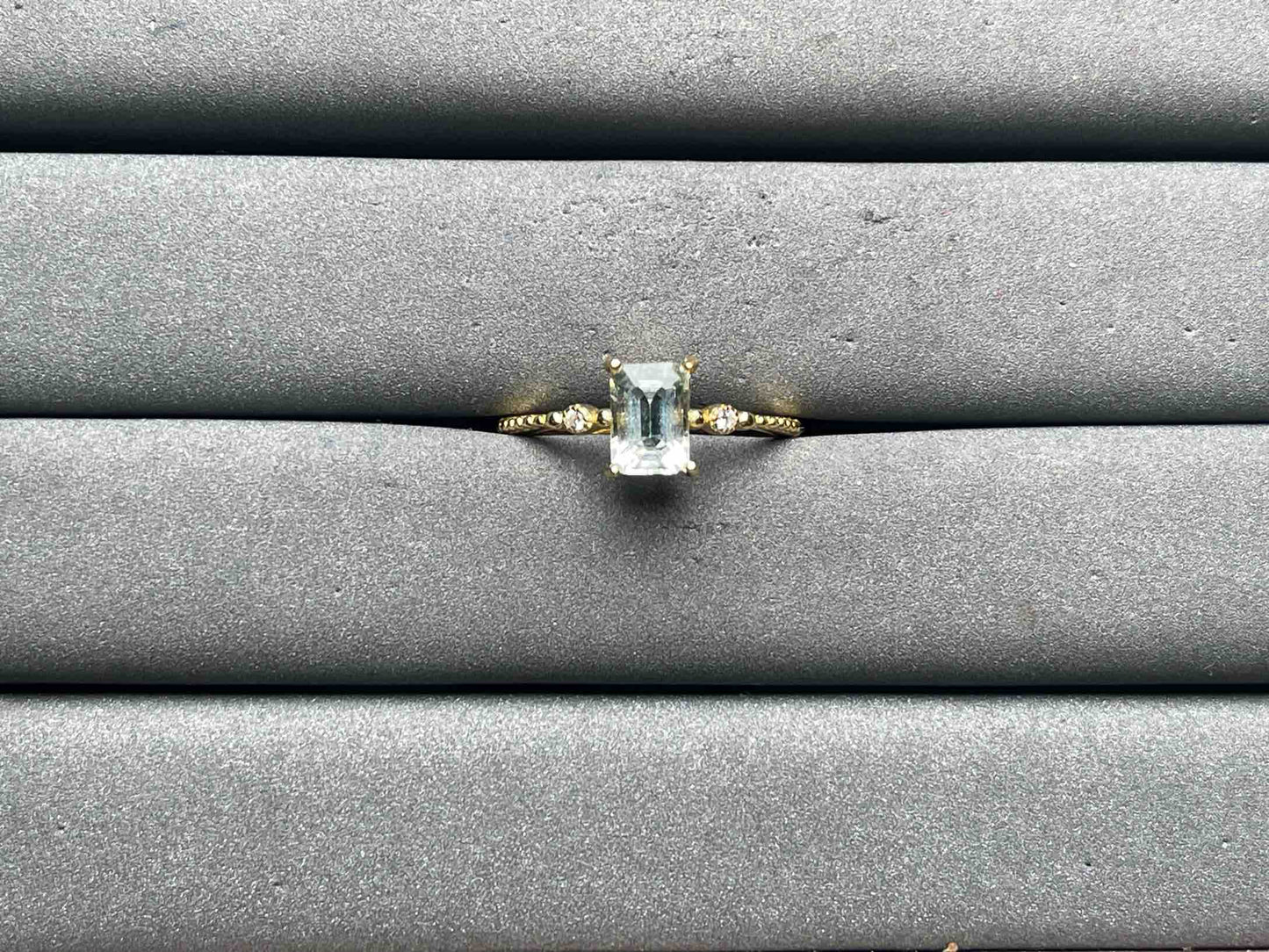 A11223 Aquamarine Ring