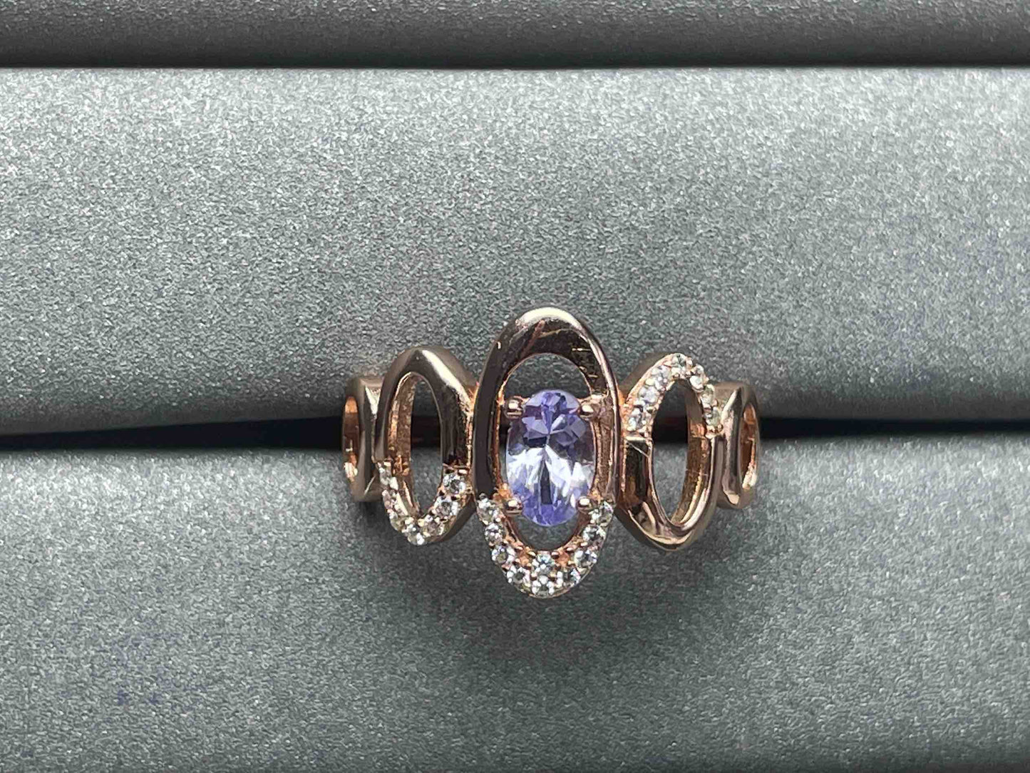 A1129 Tanzanite Ring