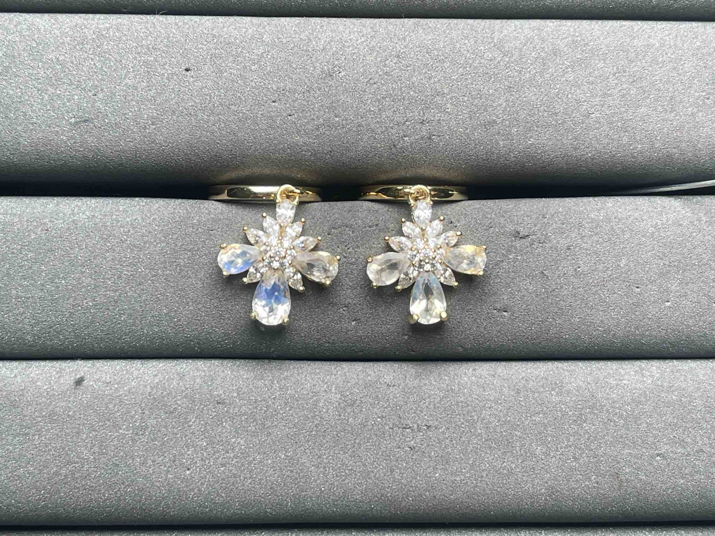 A11305 Aquamarine Pendant