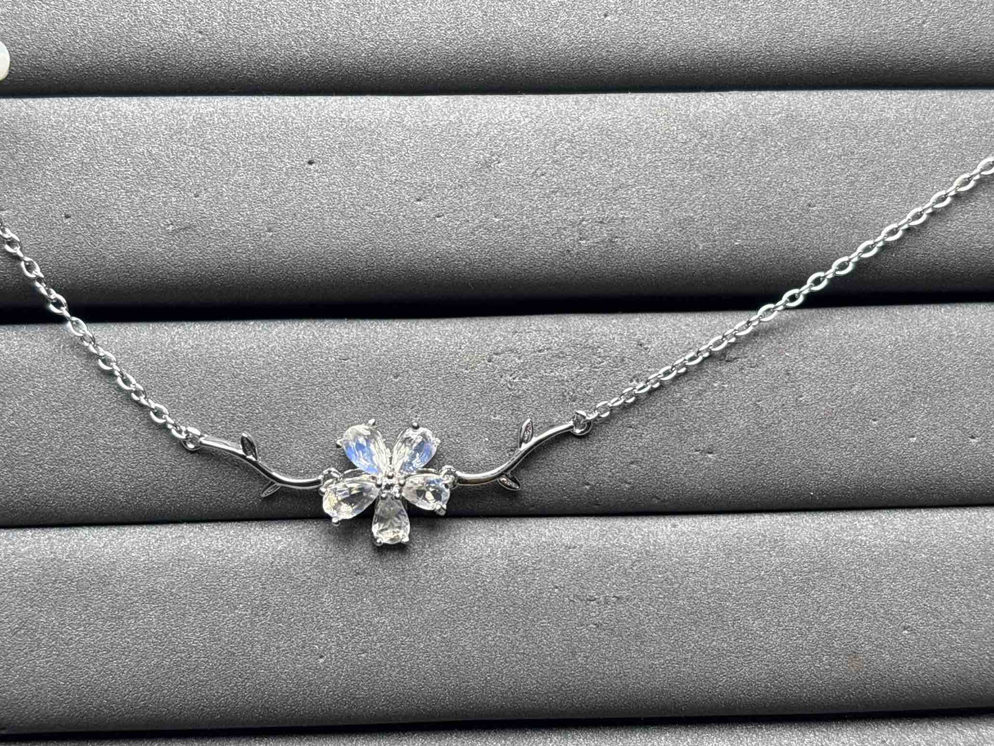 A11447 Moonstone Necklace