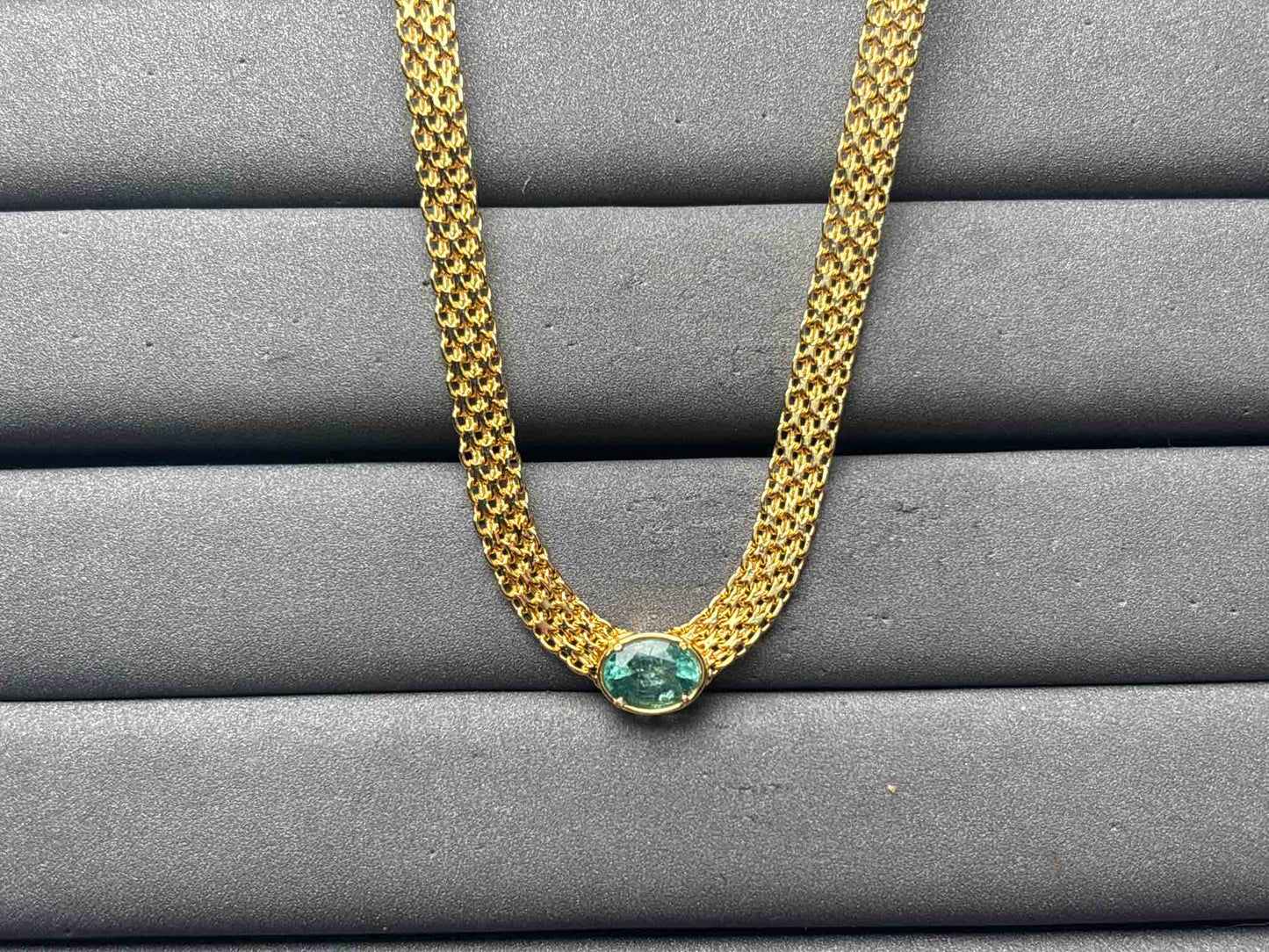 A11611 Emerald Necklace