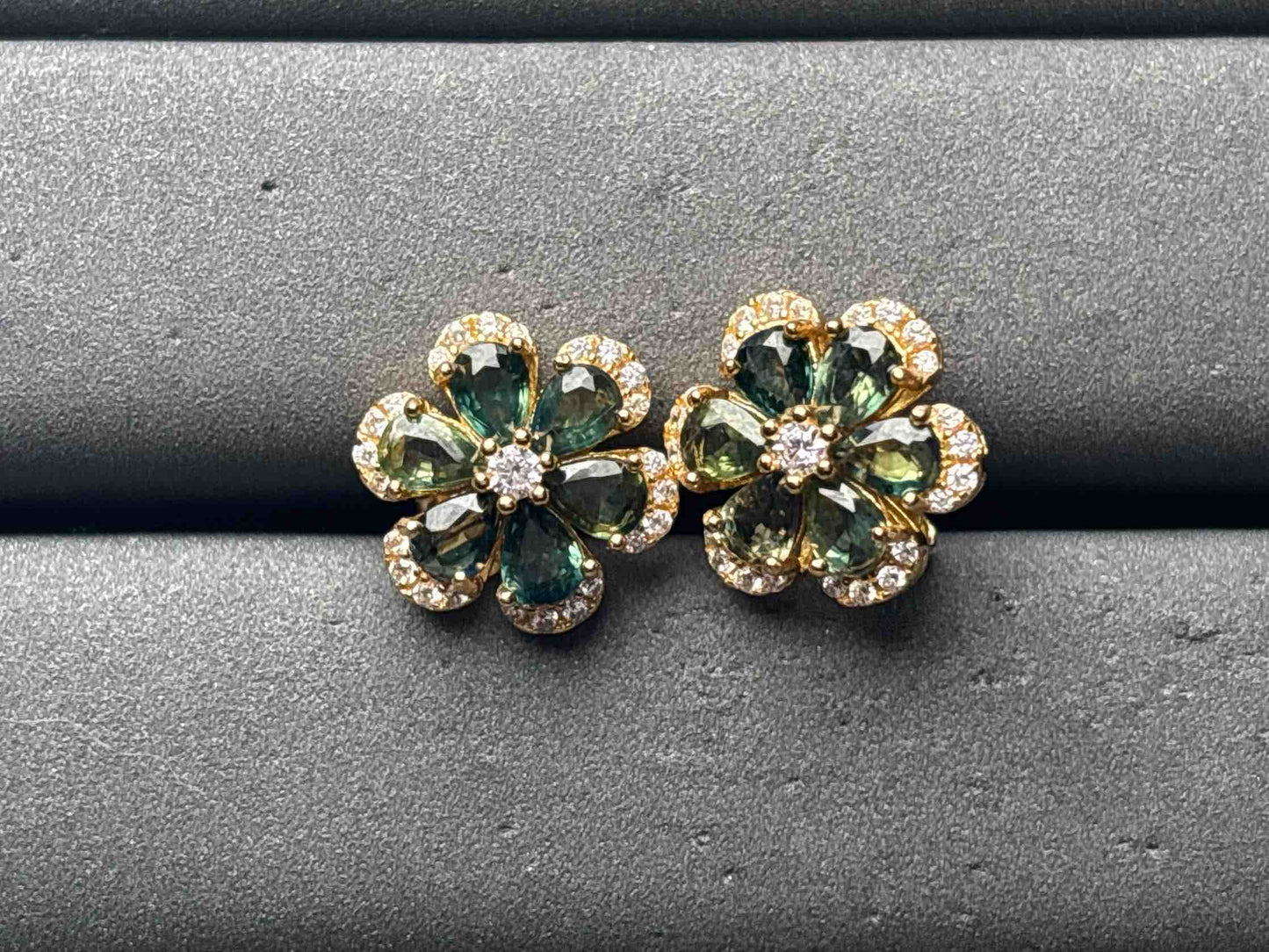 A11638 Sapphire Earrings