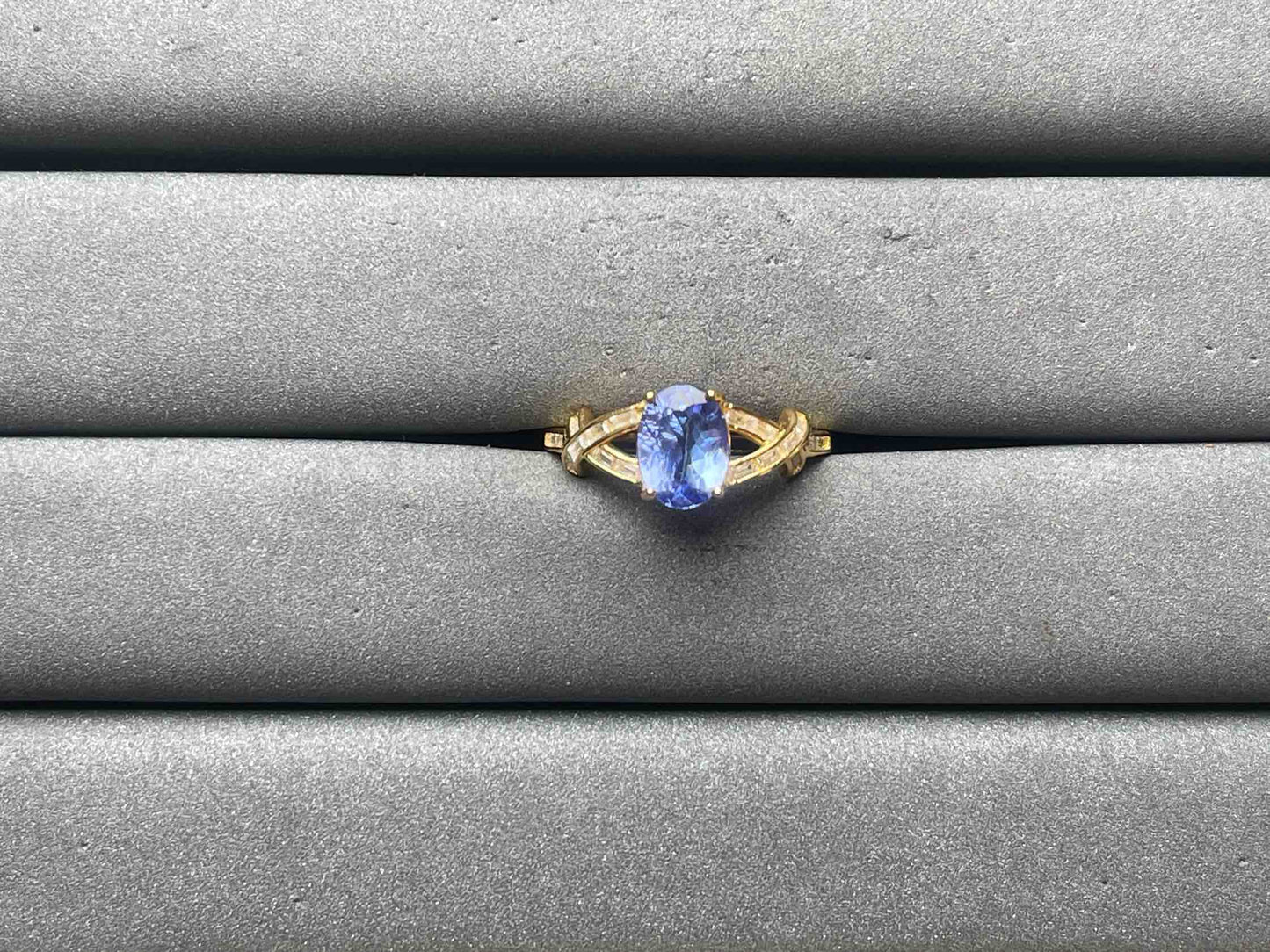 A11694 Tanzanite Ring