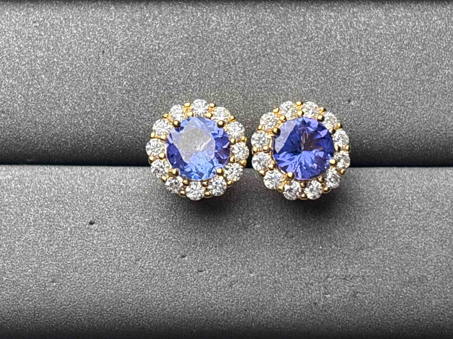 A11737 Tanzanite Earrings