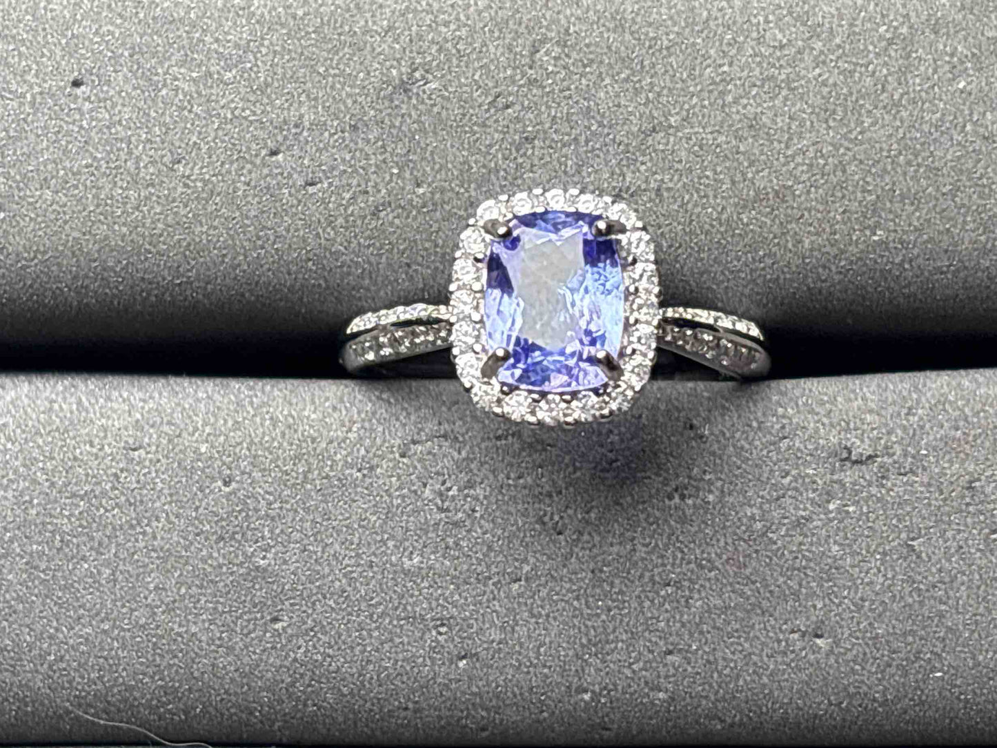 A11742 Tanzanite Ring