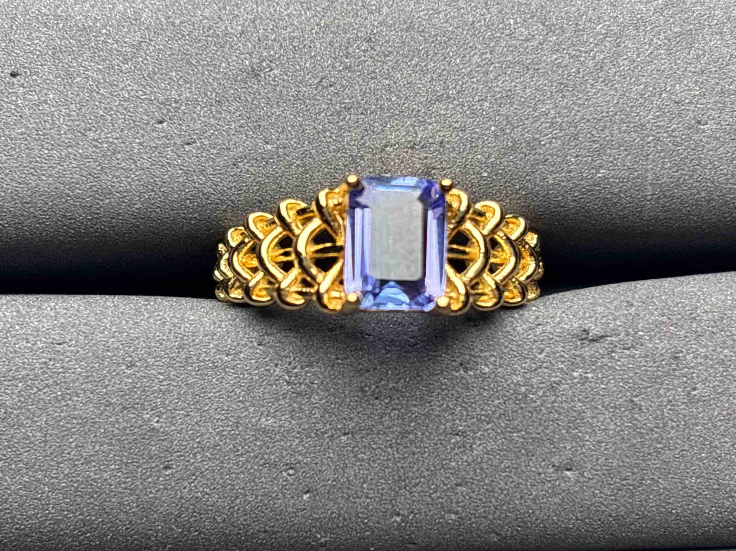 A11895 Tanzanite Ring