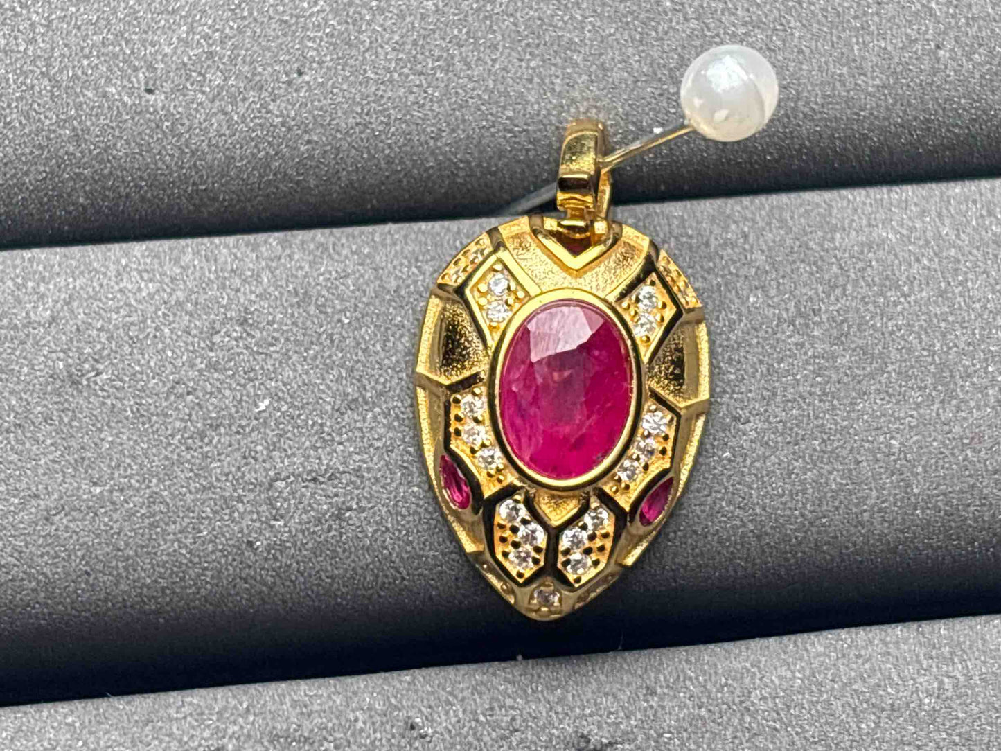 A11963 Ruby Pendant