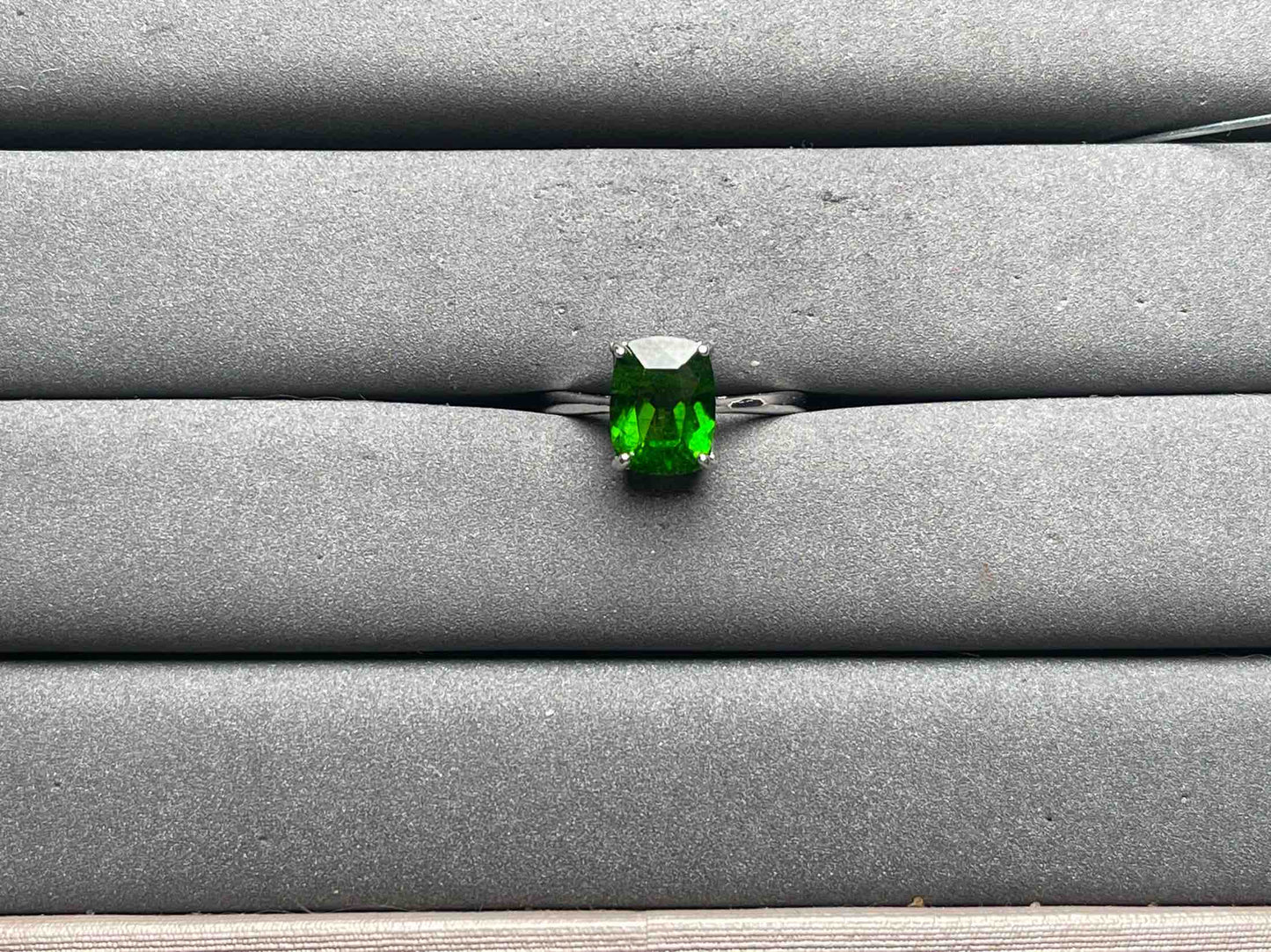 A11987 Diopside Ring