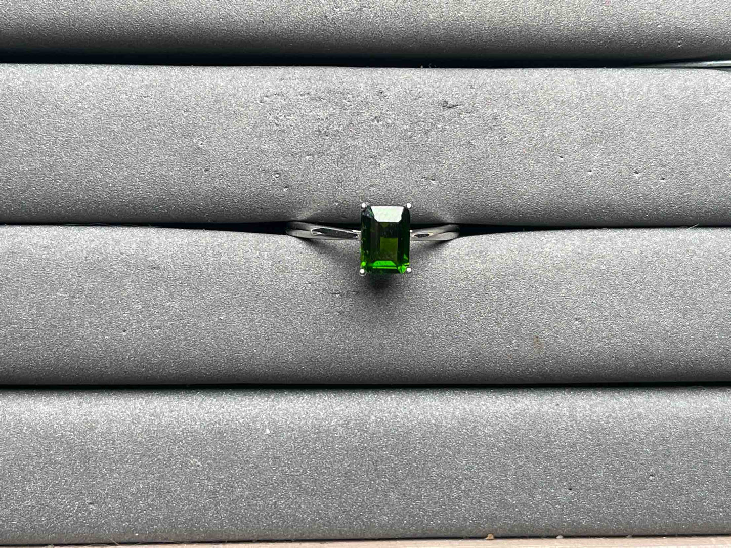 A11990 Diopside Ring