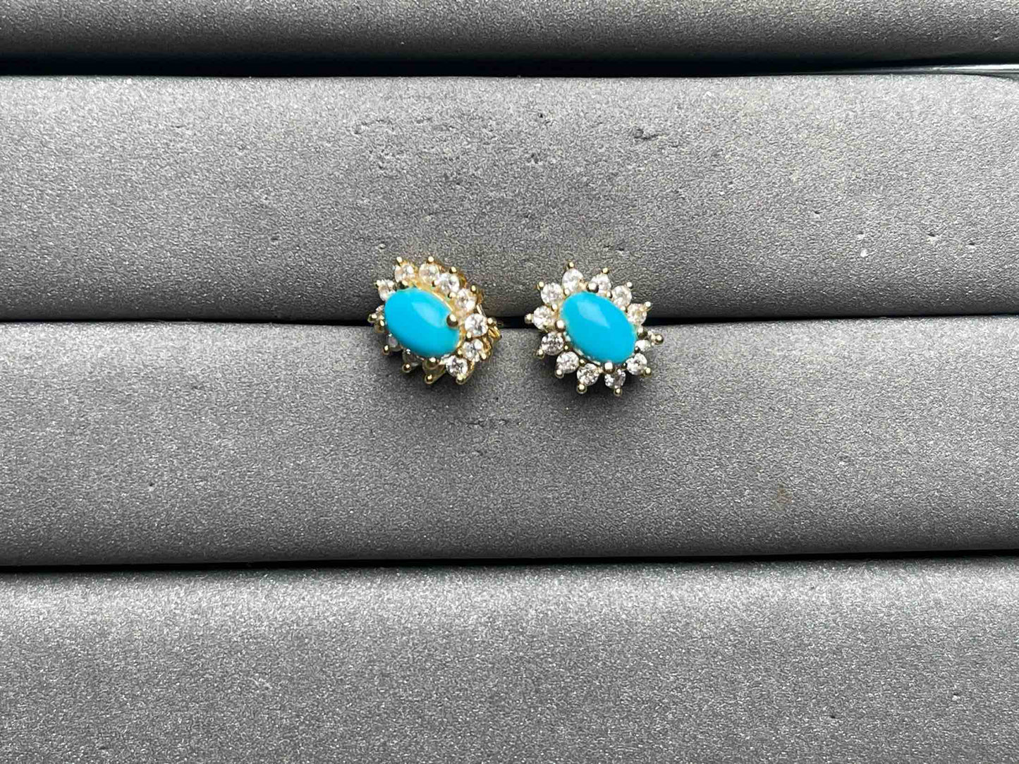 A12011 Turquoise Earrings