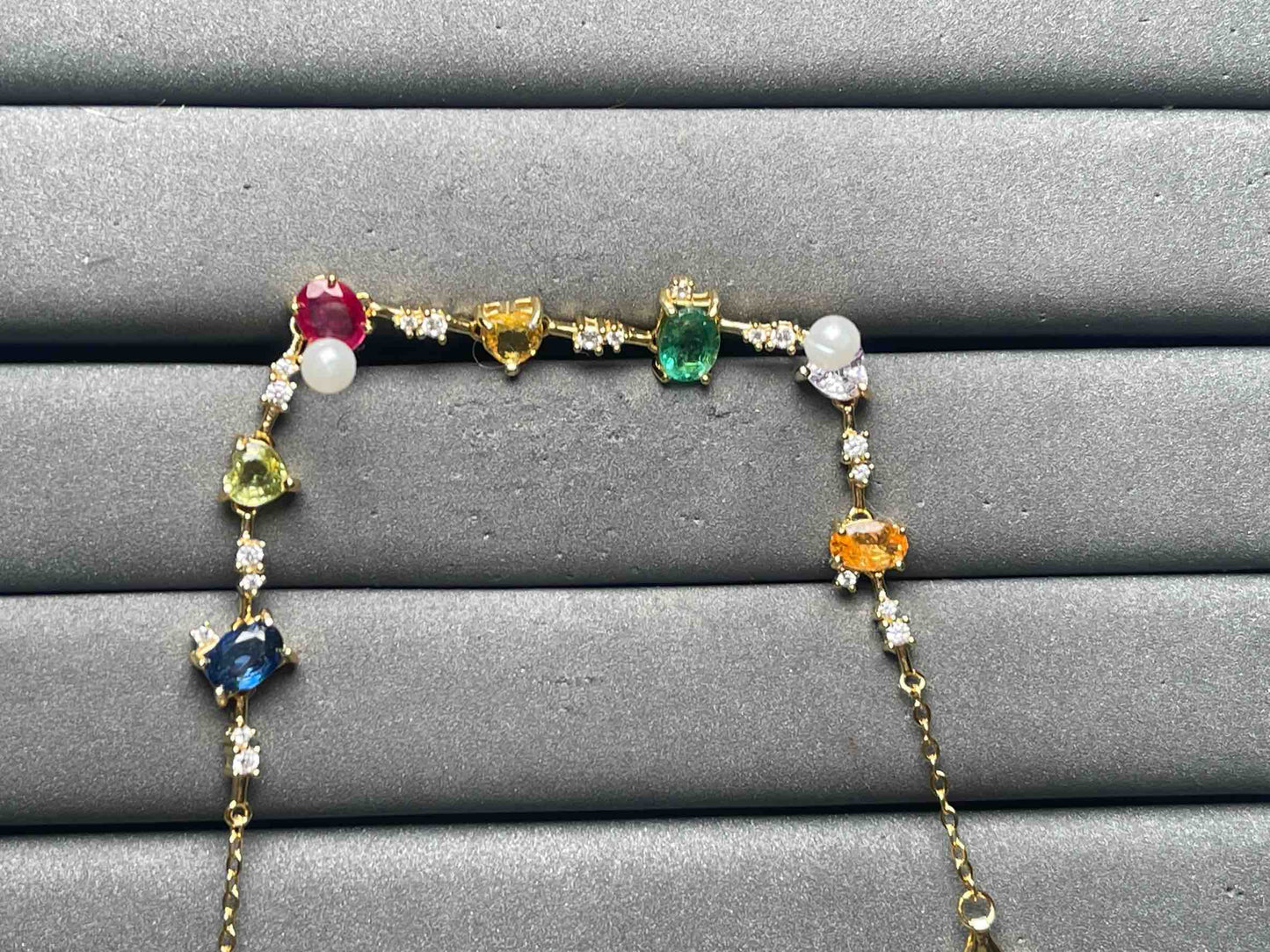 A12100 Emerald Bracelet