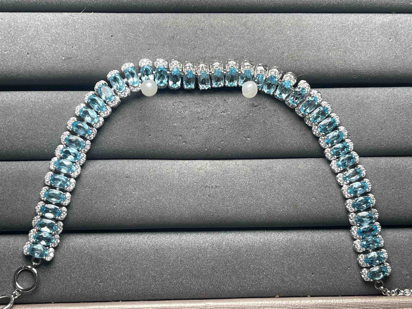 A12107 Topaz Bracelet