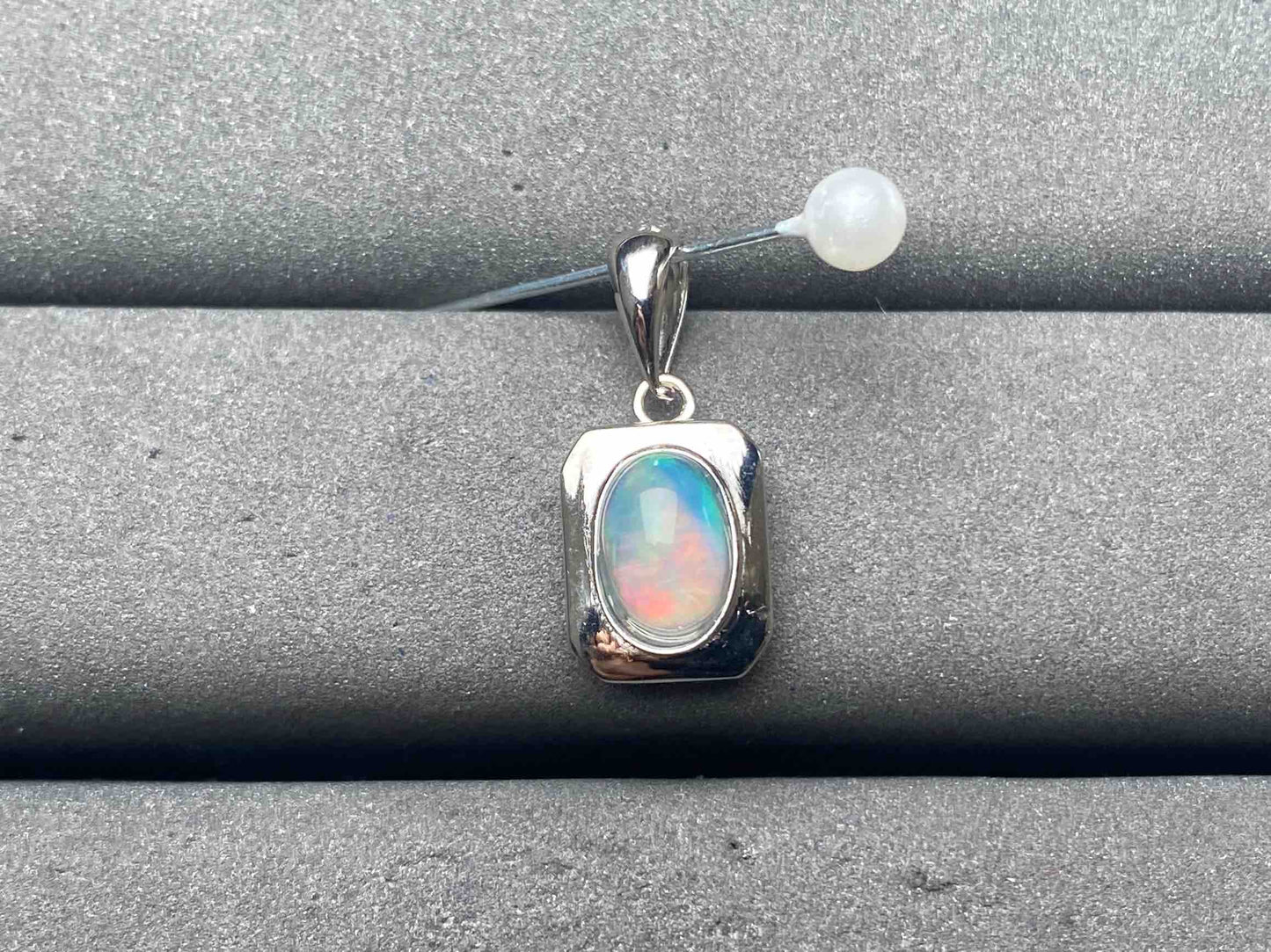 A12376 Opal Pendant