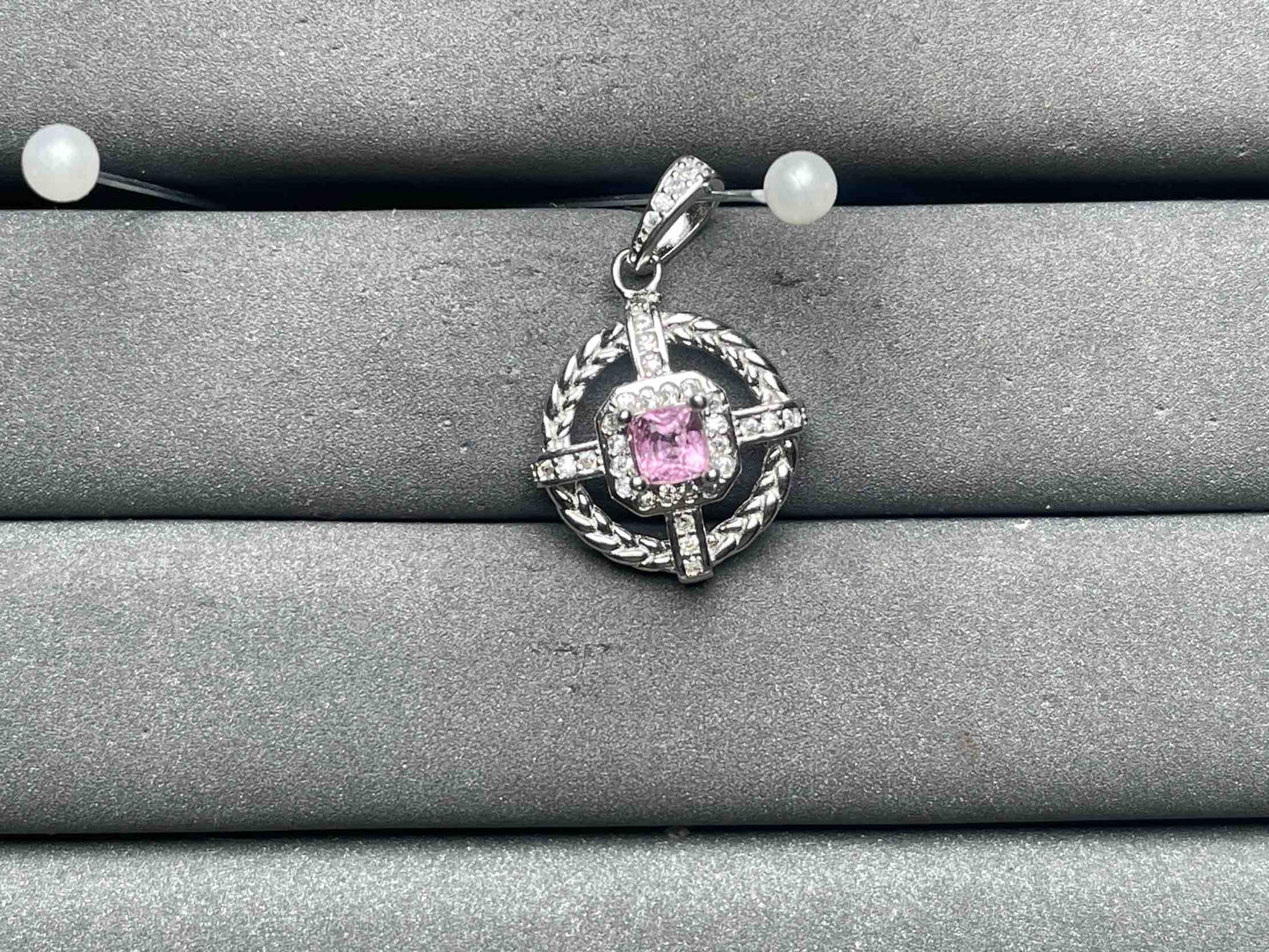 A12451 Spinel Pendant
