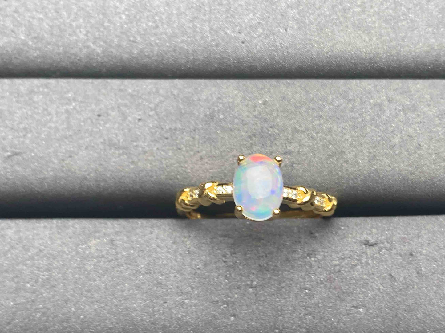 A12594 Opal Ring