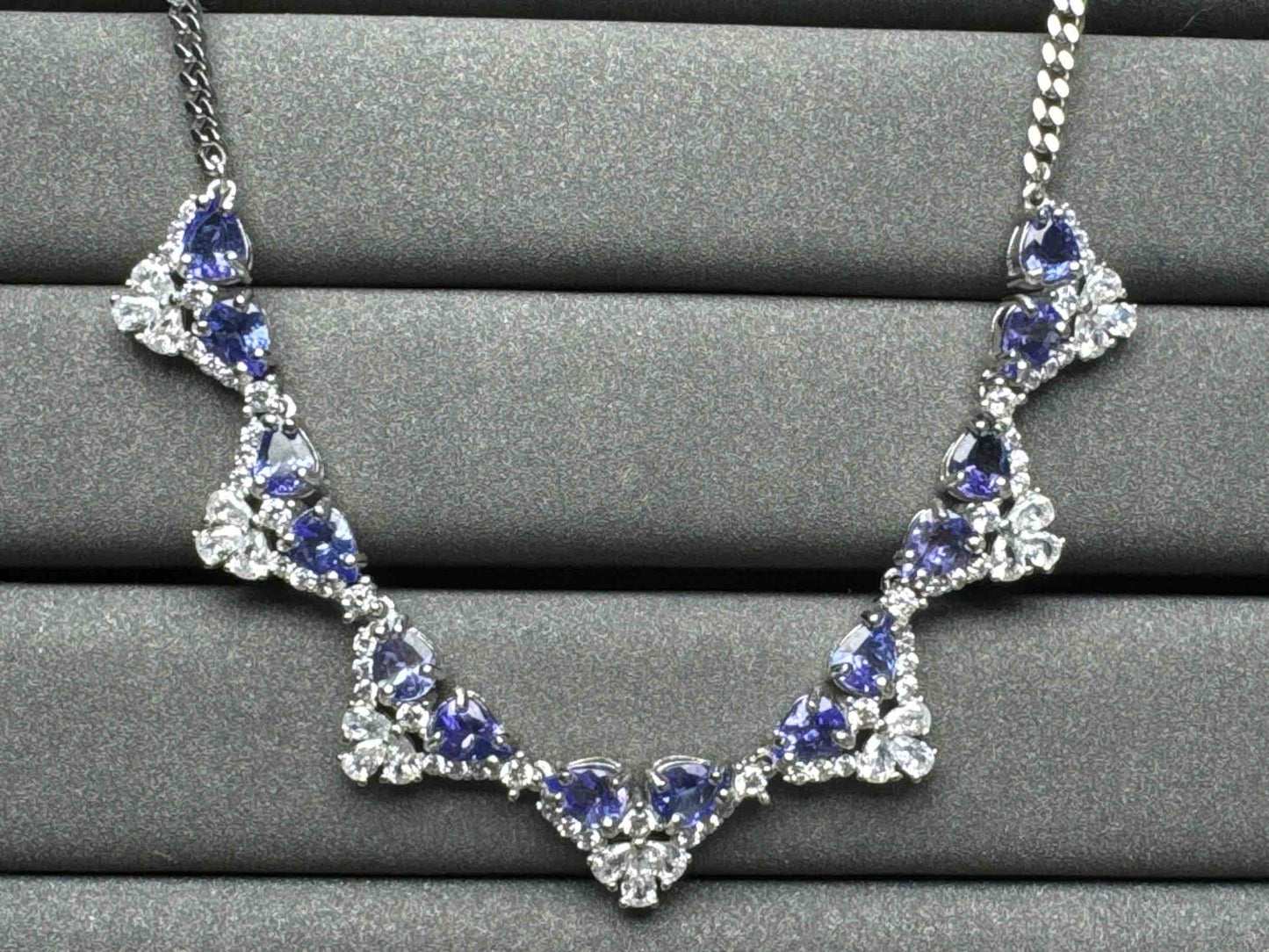 A1260 Tanzanite Necklace