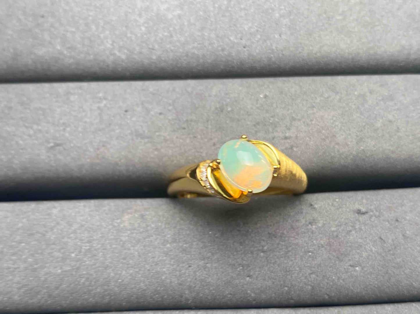 A12600 Opal Ring